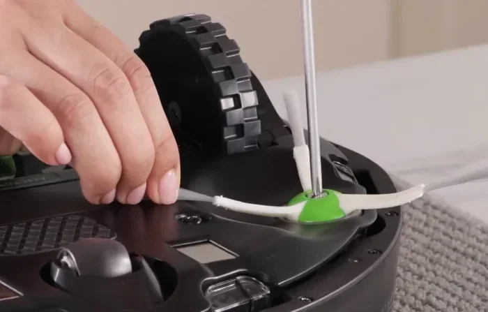 How Long a Robot Vacuum Battery Typically Lasts