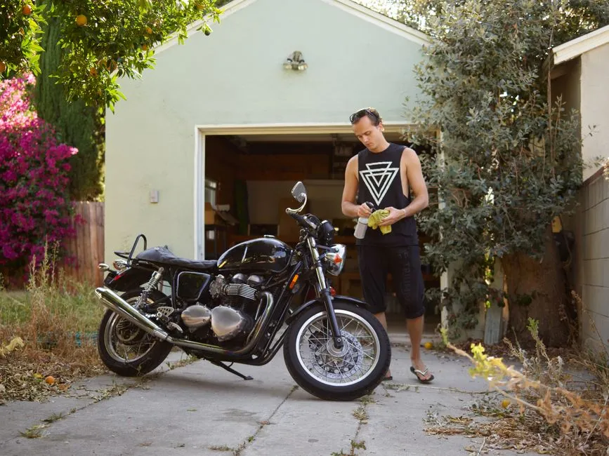 how to clean a motorcycle at home