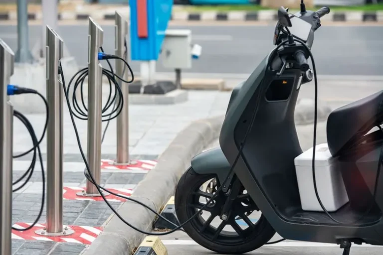 How to Charge a Motorcycle Battery at Home: A Complete Step-by-Step Guide